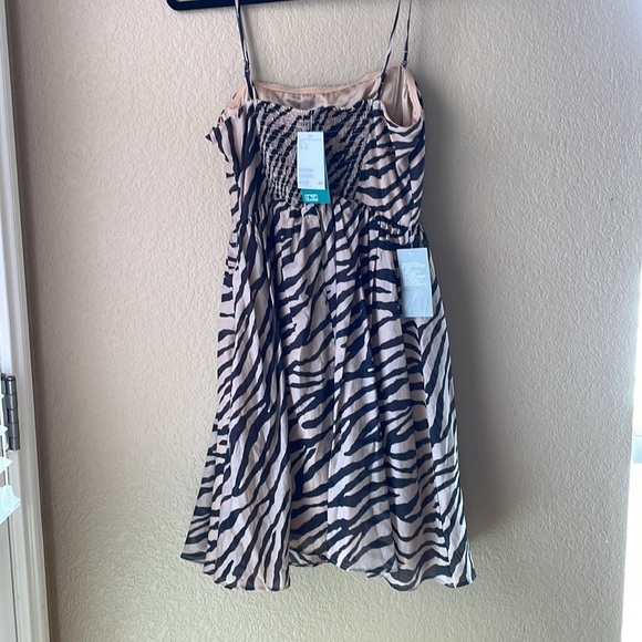 NWT H&M Black Tan Zebra striped mini dress size 8 - Picture 8 of 8